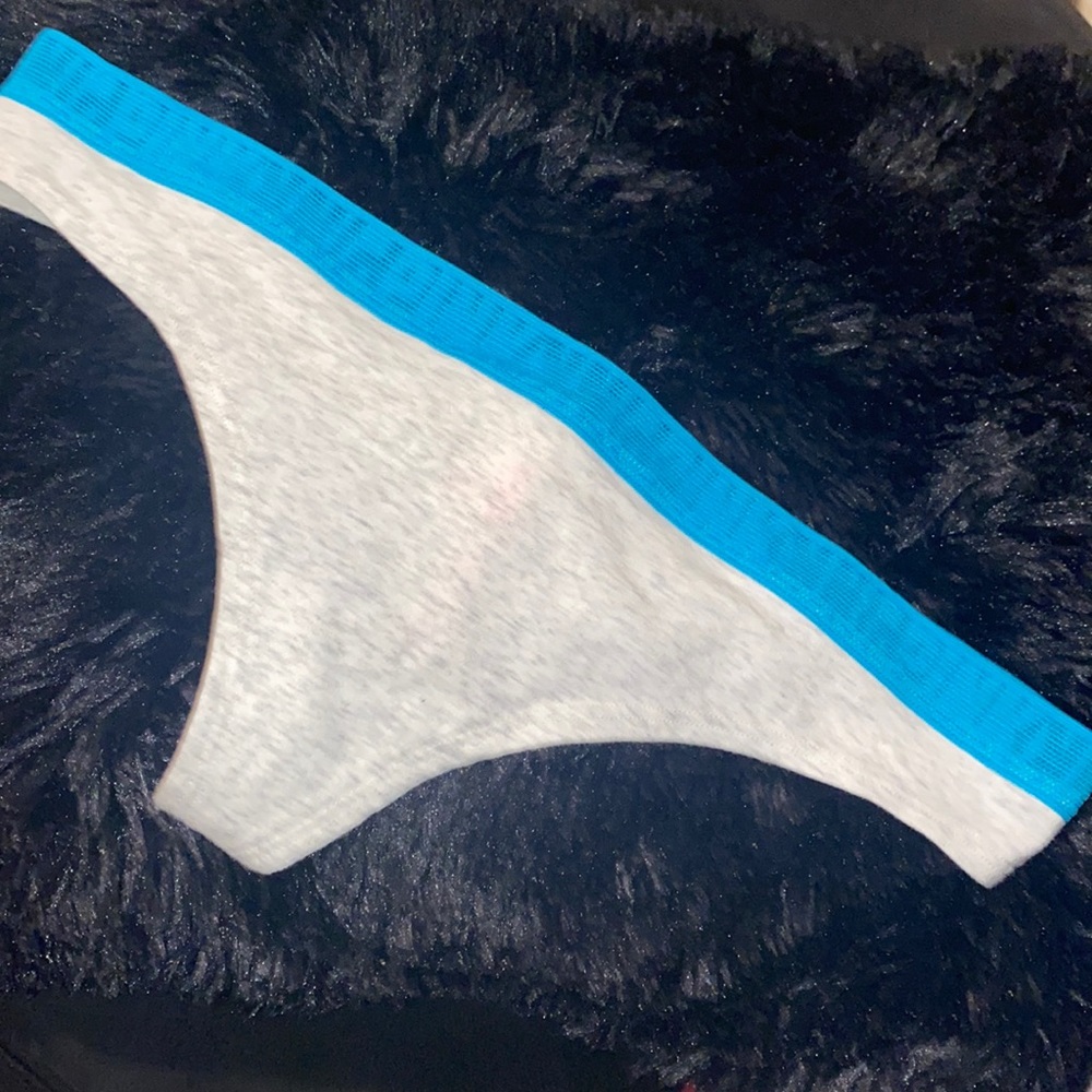 Vs thong